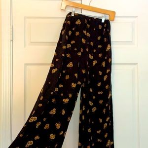 Sunflower print high wasted pant